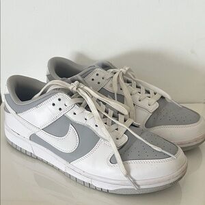 Nike Low-Top Sneakers in Gray & White 9.5